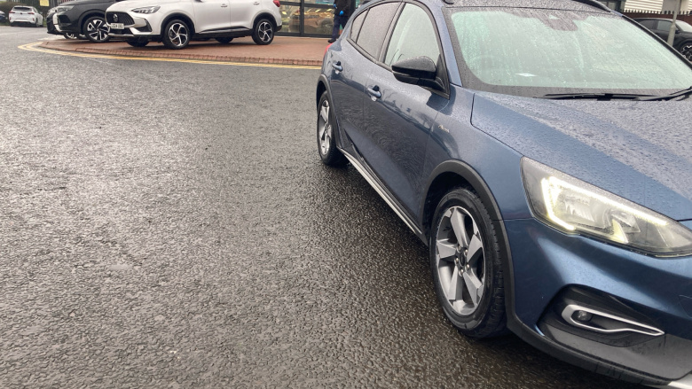 Ford Focus 1.0 EcoBoost 125 Active 5dr Petrol Hatchback